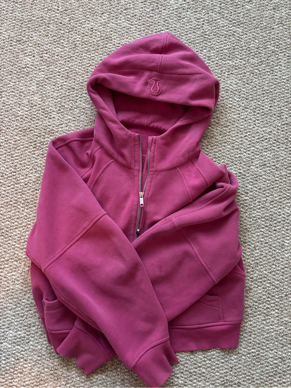 Lululemon Scuba size M/L